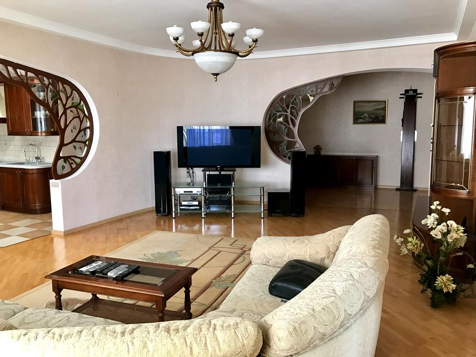 Фото нерухомості